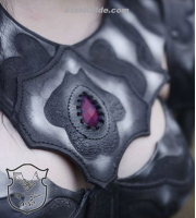 Female leather armor